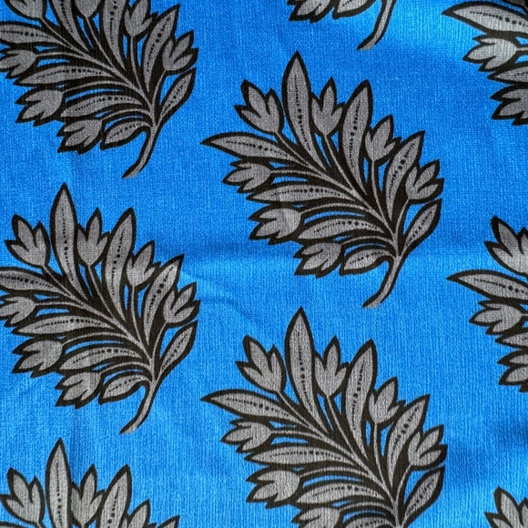 Ann Taylor Vibrant Blue Blouse with Black Leaf Design - Picture 3 of 3